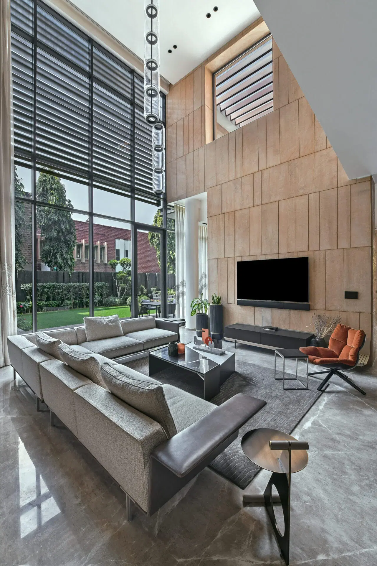 Modern Courtyard House 